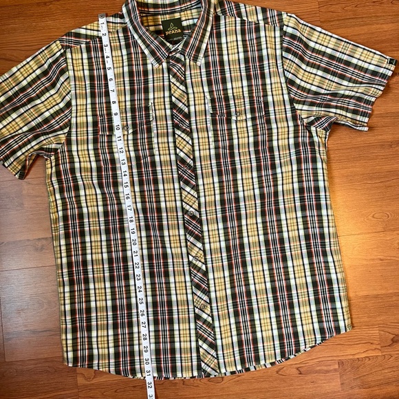 prAna Men's black, yellow, & red plaid short sleeved shirt Size XL - Picture 8 of 8